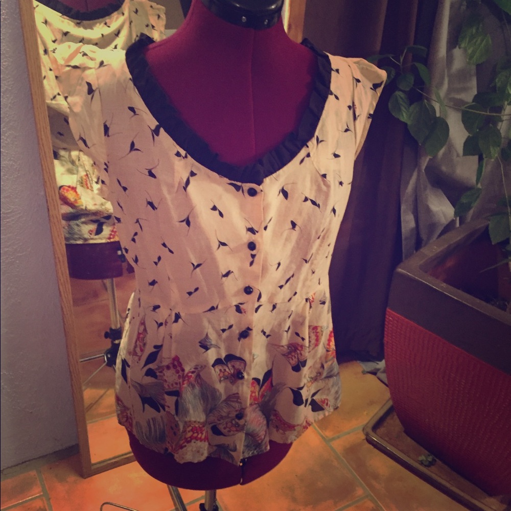 Odille tan, high quality blouse. Size 4.
